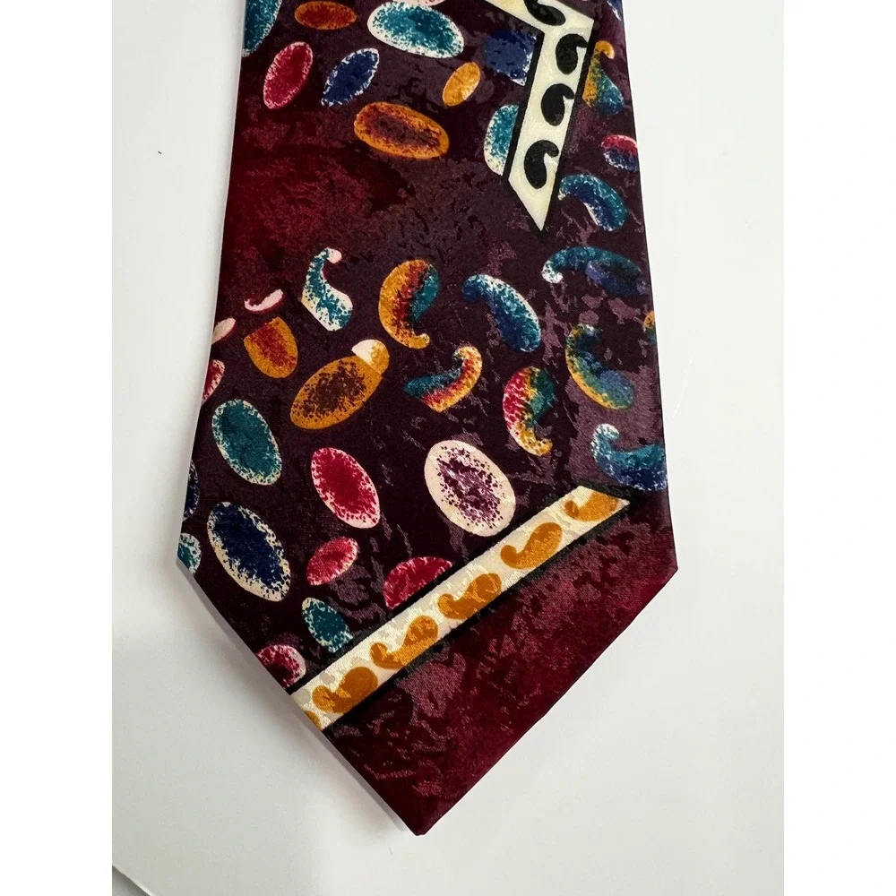 Vintage Designer Silk House Tie OS Burgundy Paisley Abstract‎ Geometric Silk A22